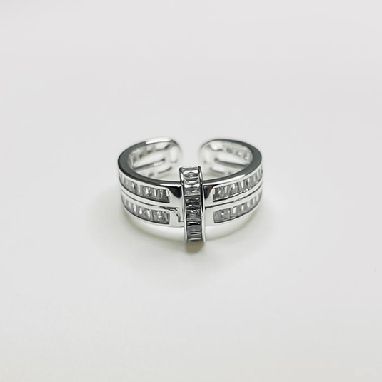 925 Silver Luxe Baguette Band Ring - iAMORY