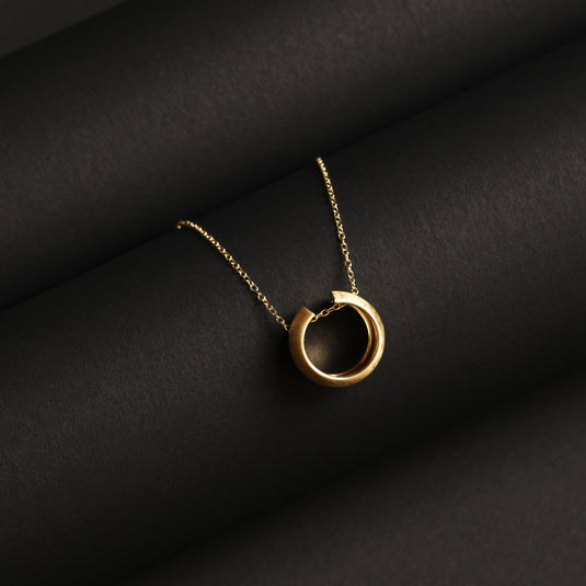 Golden Crest 925 Sterling Silver Chain Pendant