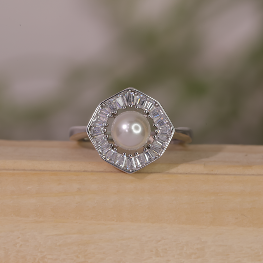 Pearl Crown Sparkling 925 Sterling Silver Ring