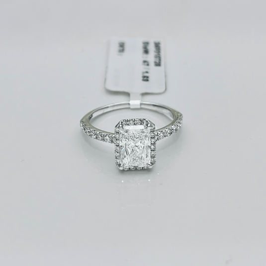 Emerald Solitaire Ladies Ring– 14KT White Gold - iAMORY