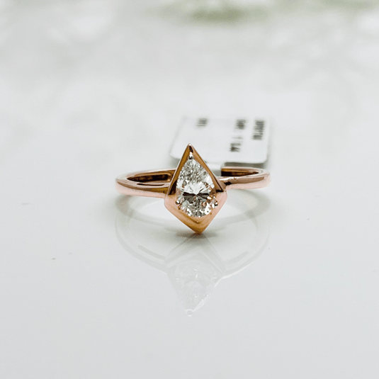 Pear Solitaire Ladies Ring– 14KT Rose Gold - iAMORY